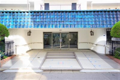 秀和代々木レジデンス　外観2